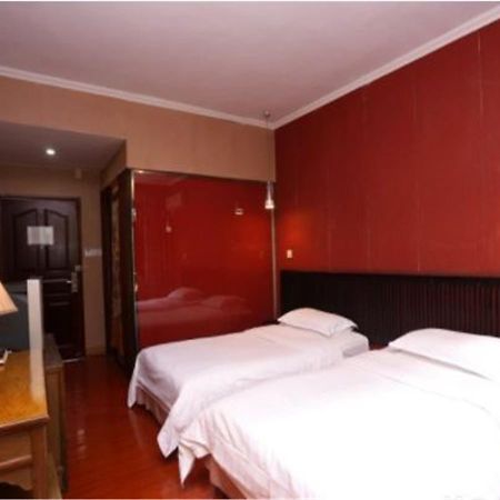 Starway Flower Hotel Chengdu Bagian luar foto